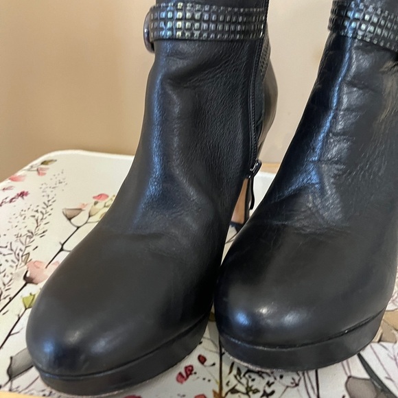 Ron White Vero Cupid Black Leather Ankle Boots with Studded Strap - Picture 6 of 12